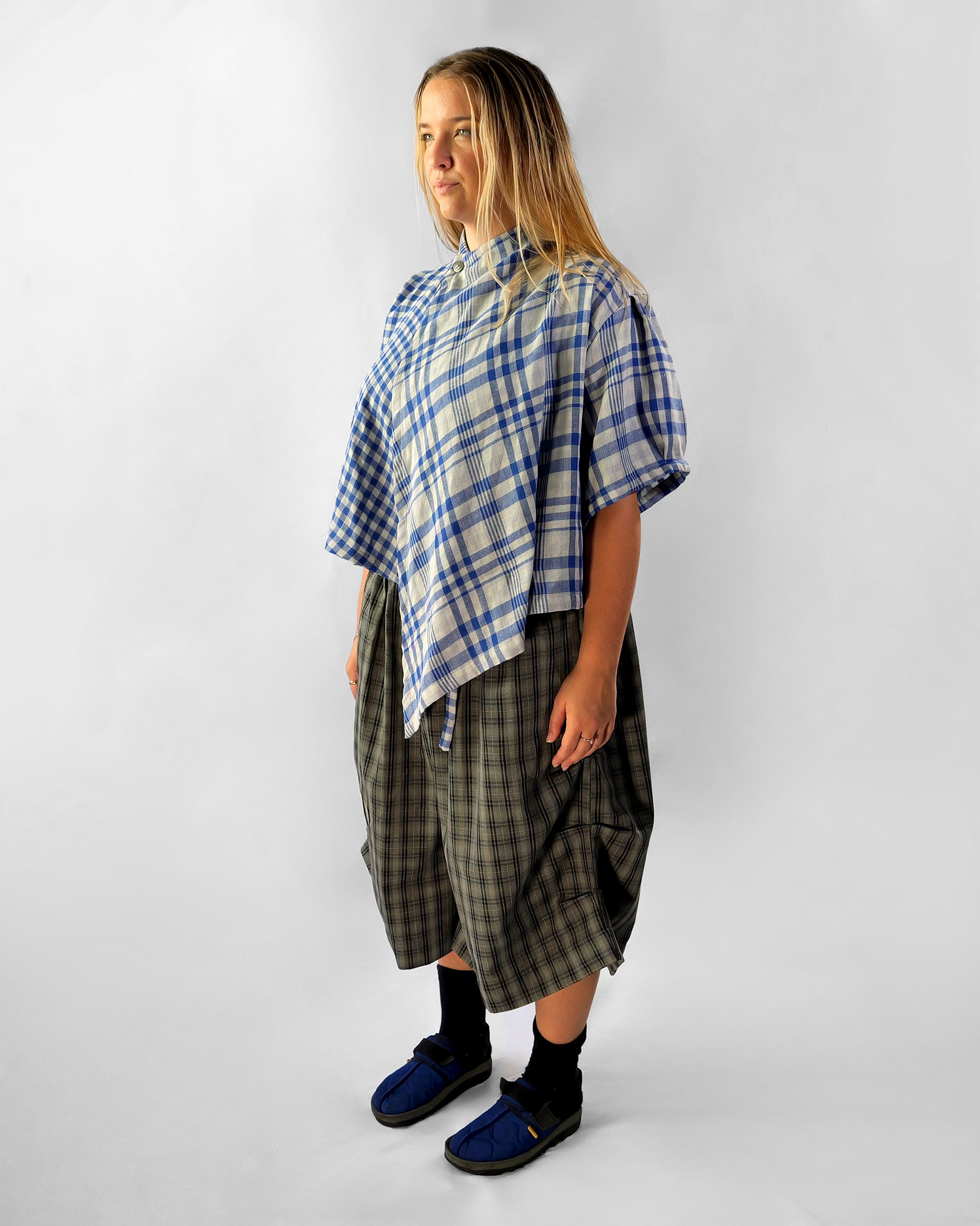 Asymmetrical Wang Top in Blue