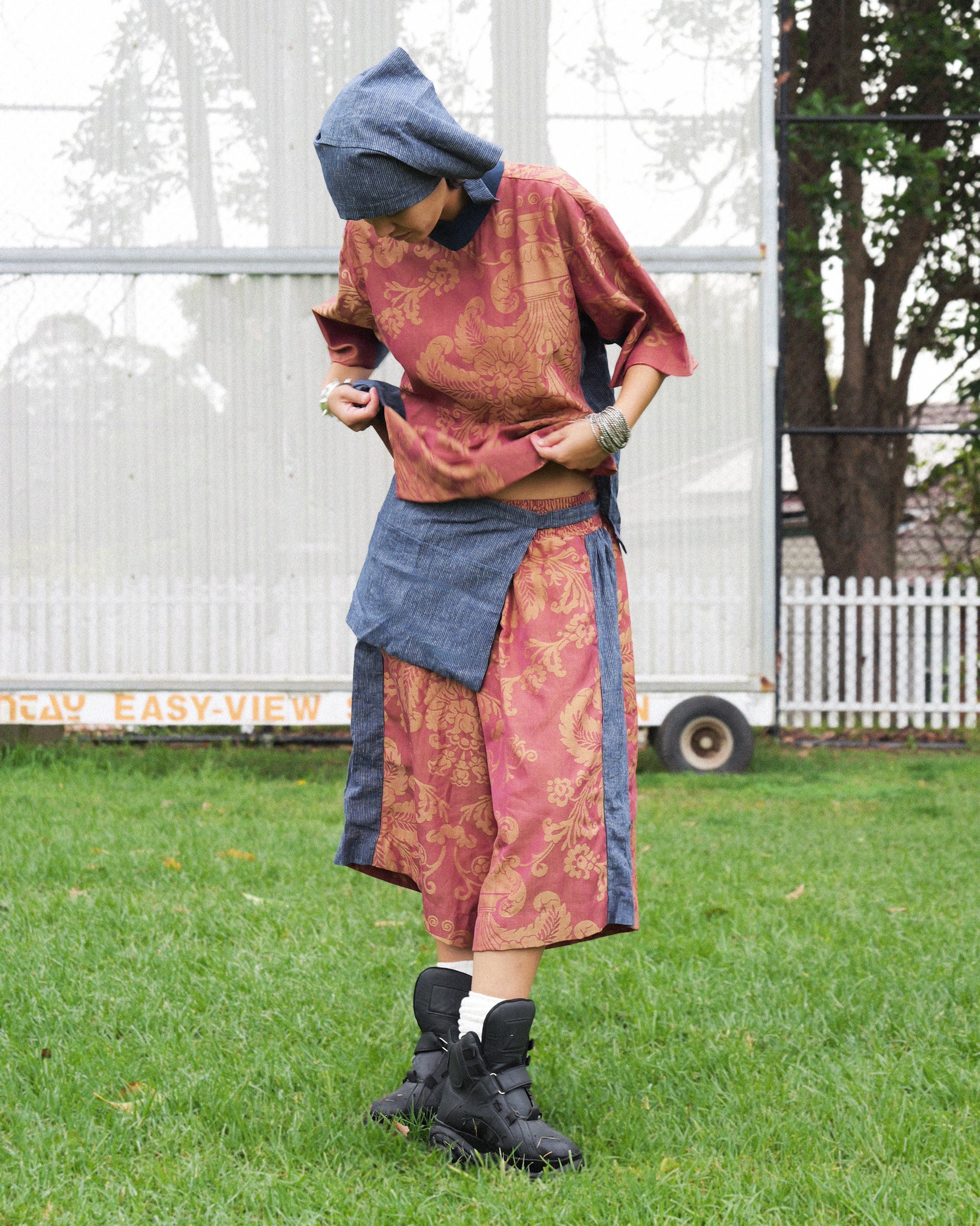 Hiro Apron in Hemp Pinstripe