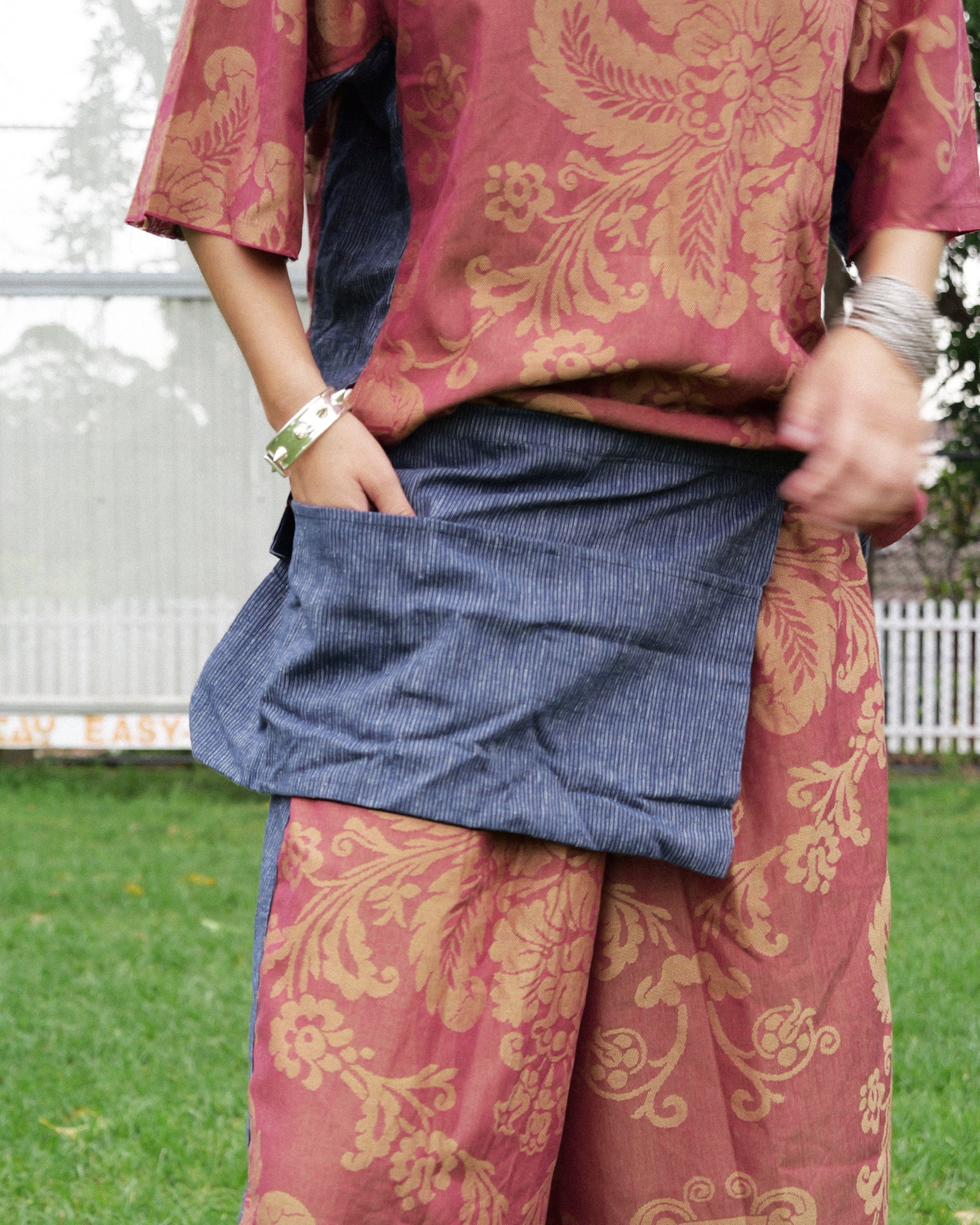 Hiro Apron in Hemp Pinstripe