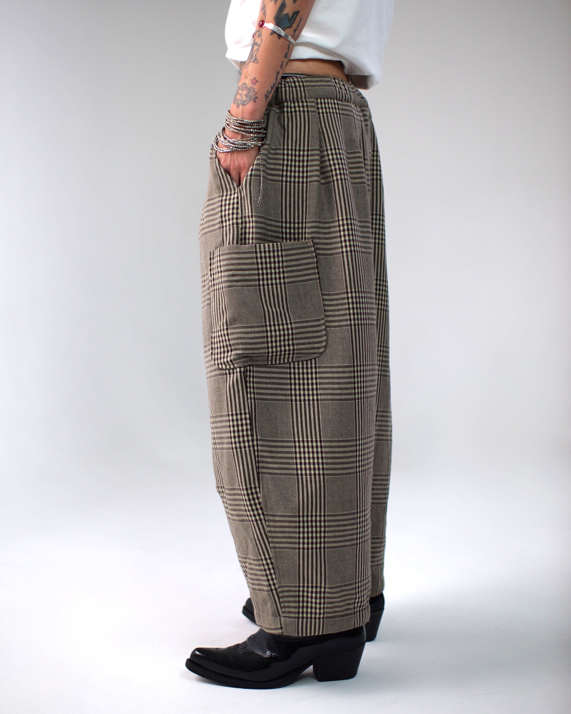 Lucky Pierrot Pant in Coffee Plaid