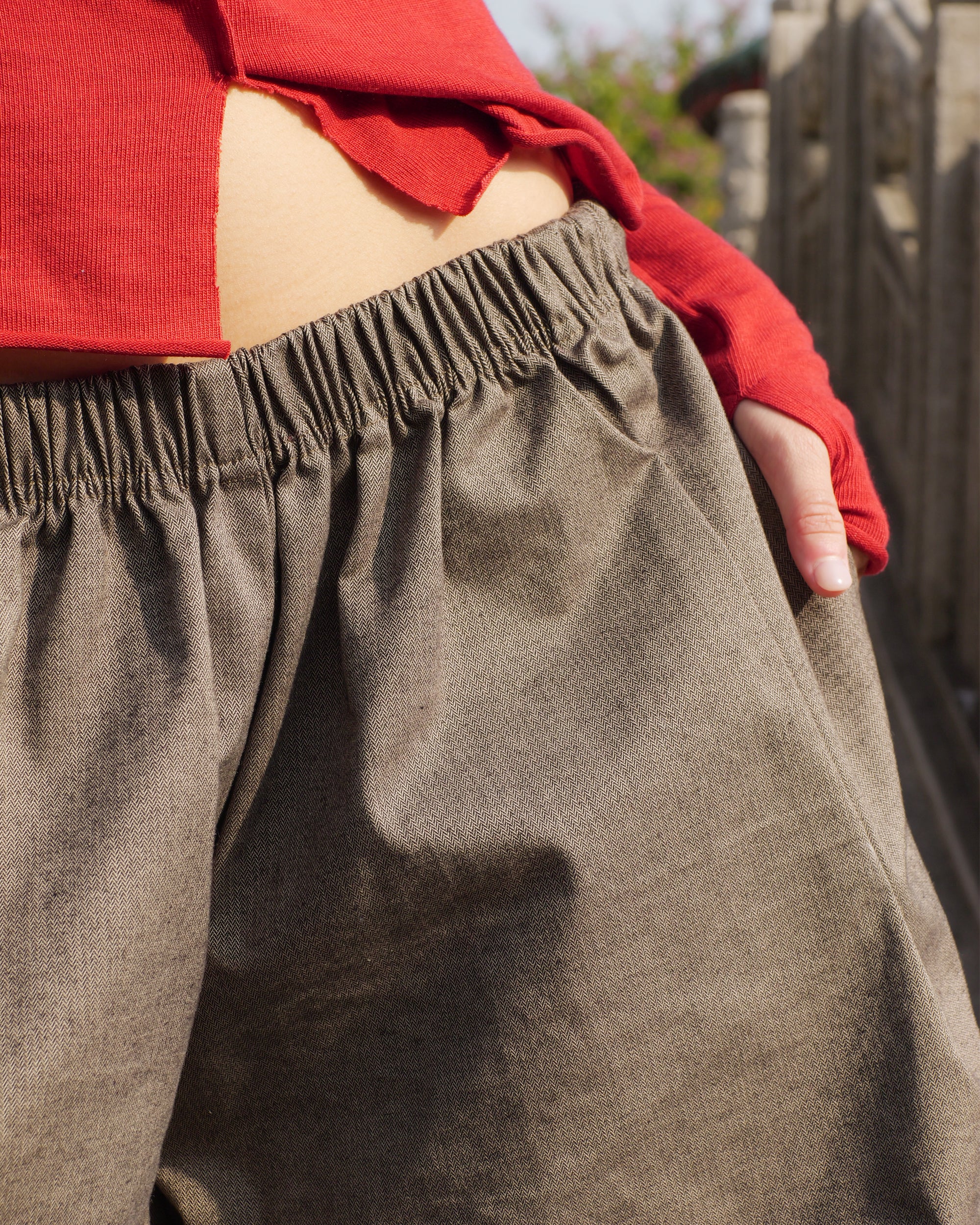 Toshi Shorts in Chia