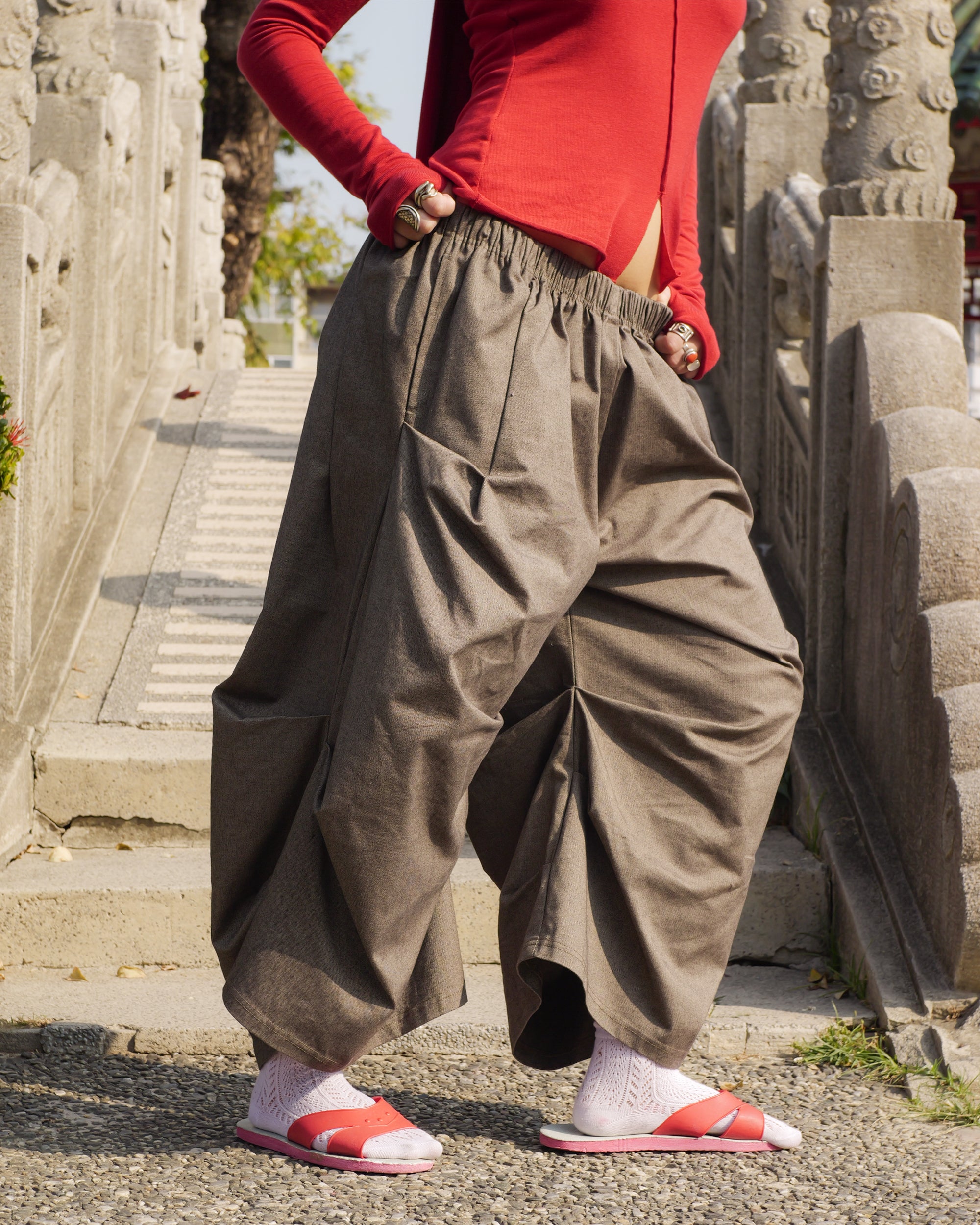 Toshi Shorts in Chia