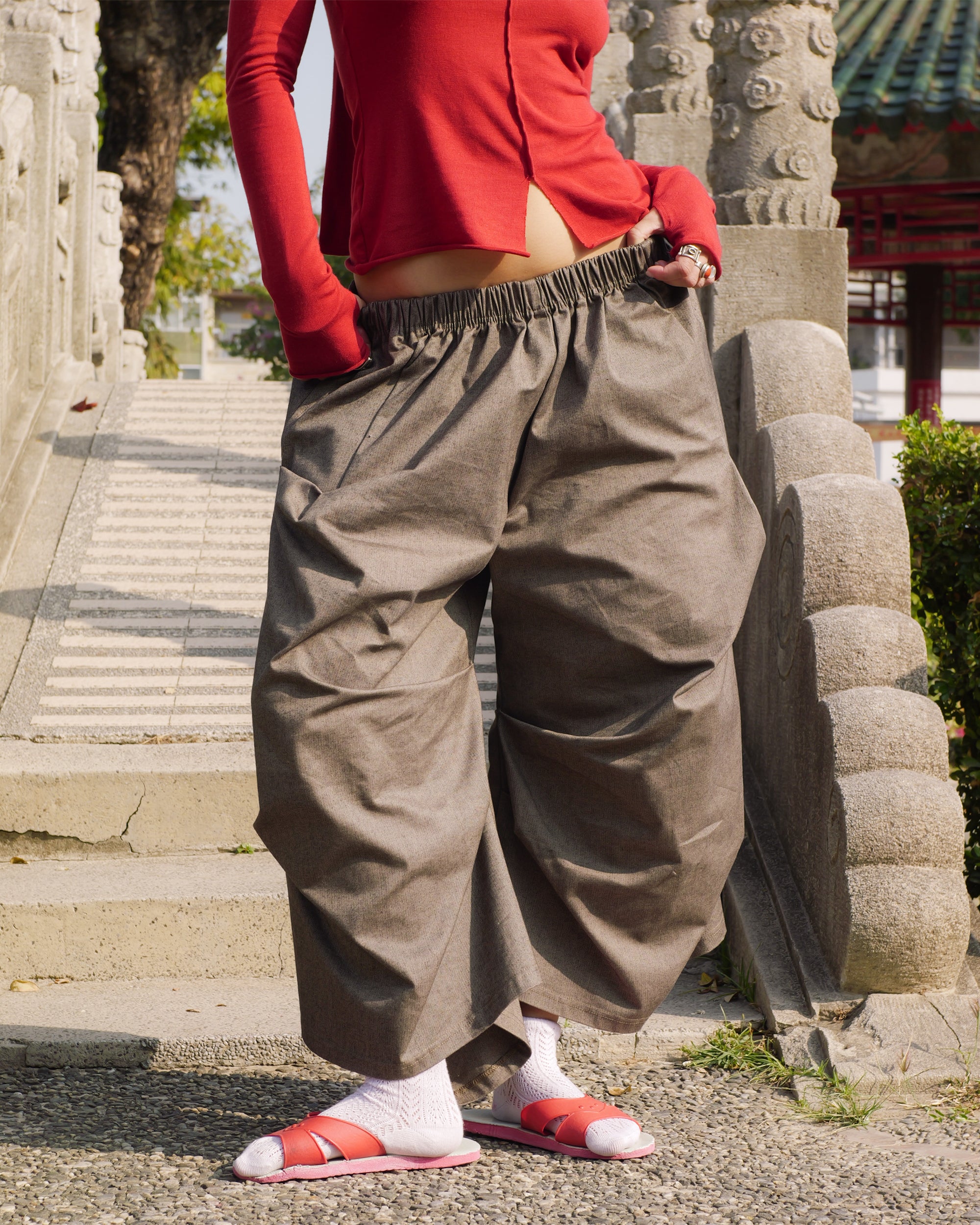 Toshi Shorts in Chia