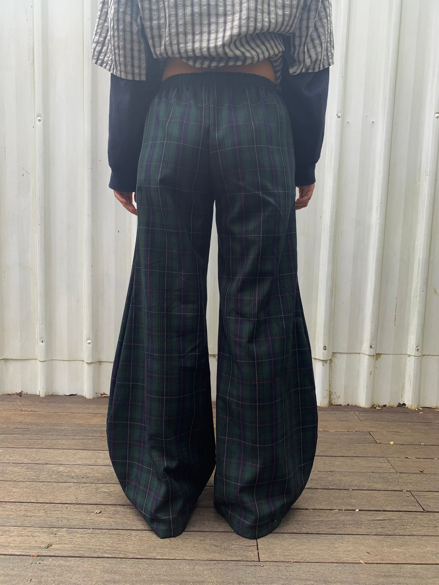 The Shawties Puff Pant In Moss