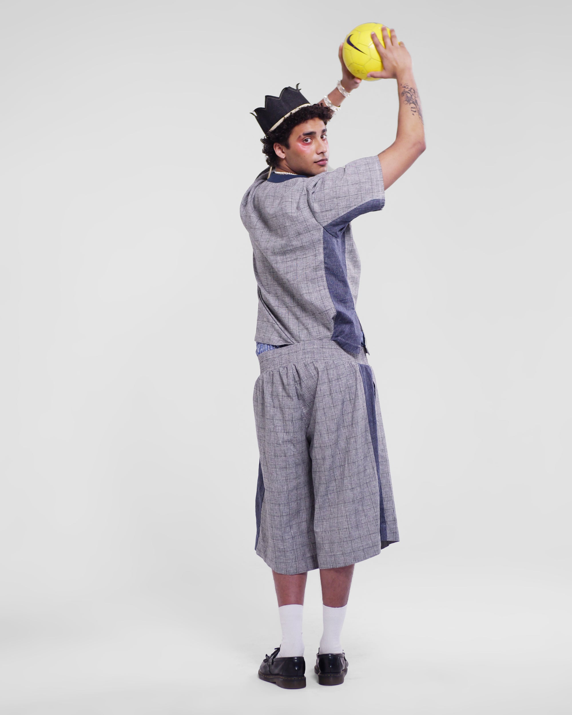 Hiro Shorts in Grey Houndstooth