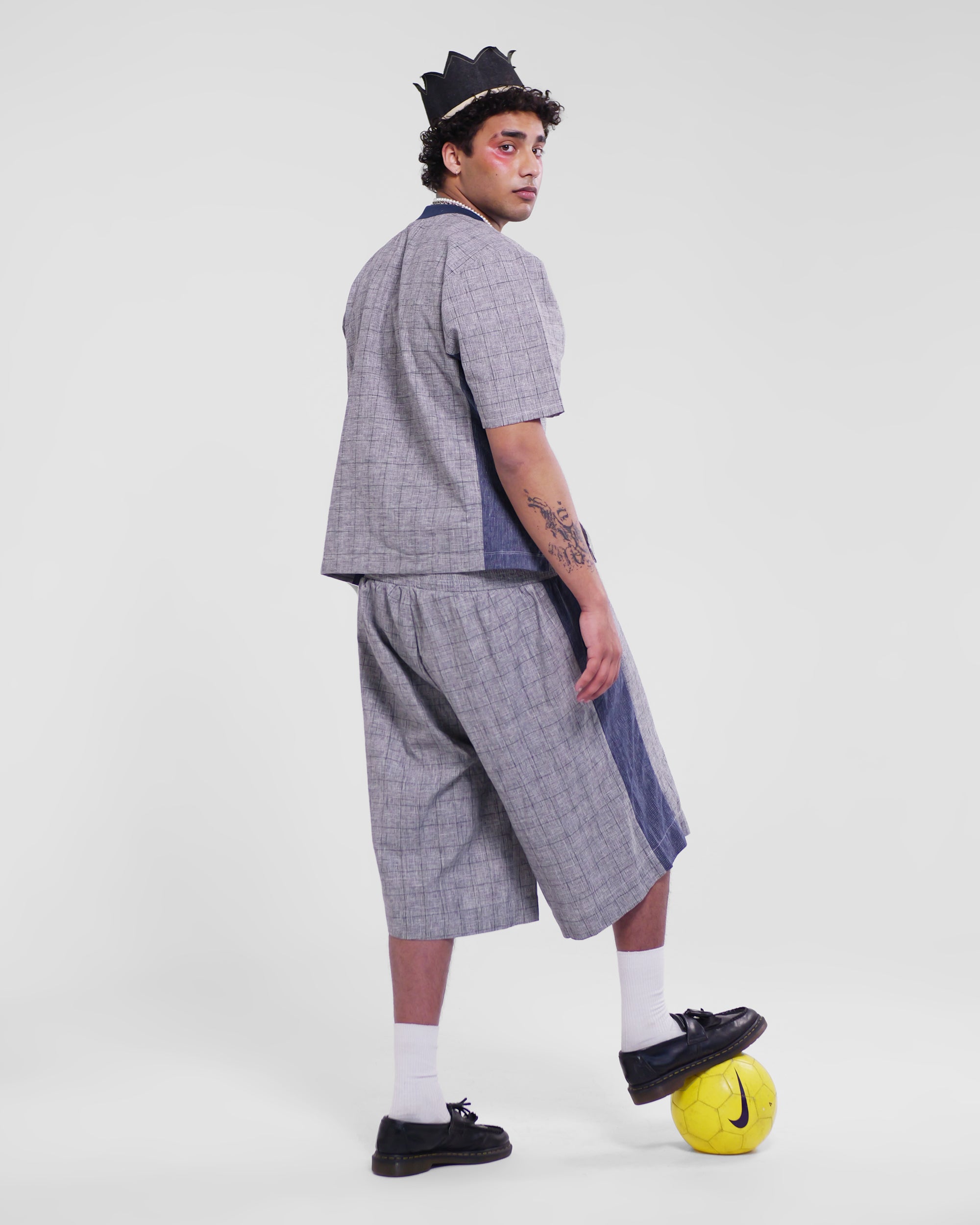 Hiro Shorts in Grey Houndstooth