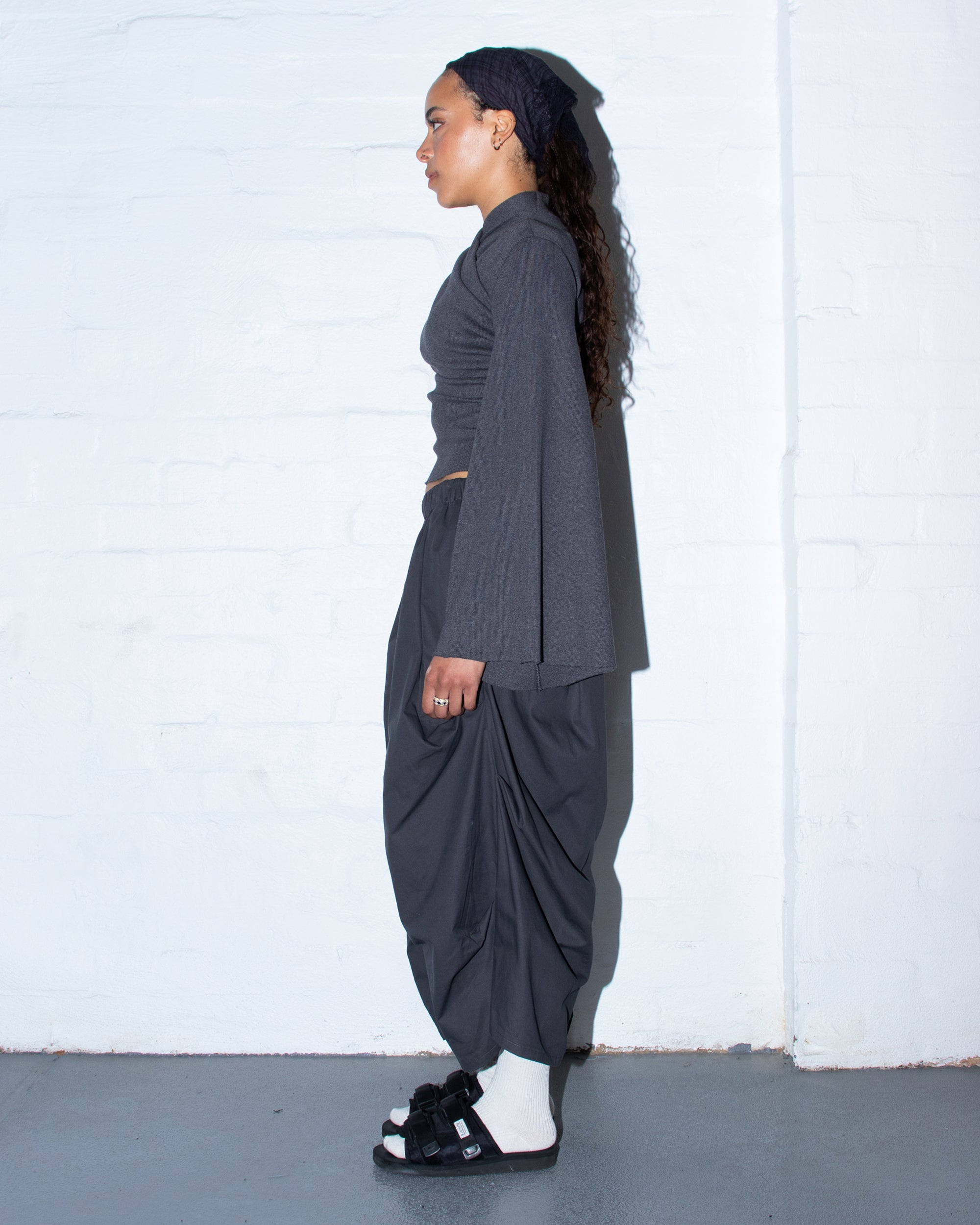 Long Sleeve Kimono Ribbed Top in Charcoal